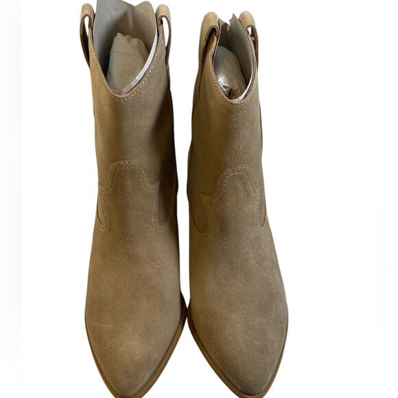 NIB Lisa Vicky Women’s Sway V Taupe Split Suede Short Pull On Boots - Size 7 - Picture 2 of 13